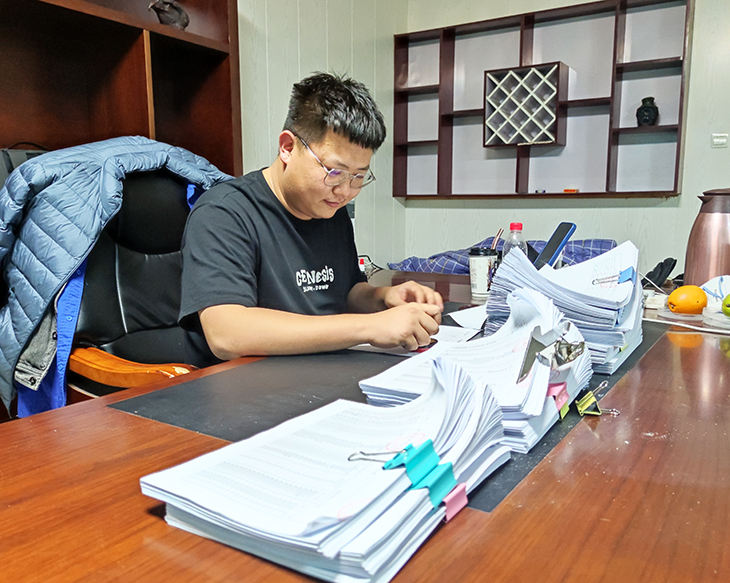 11.10党员在身边｜张超：通行证我们还能办的再快点.jpg